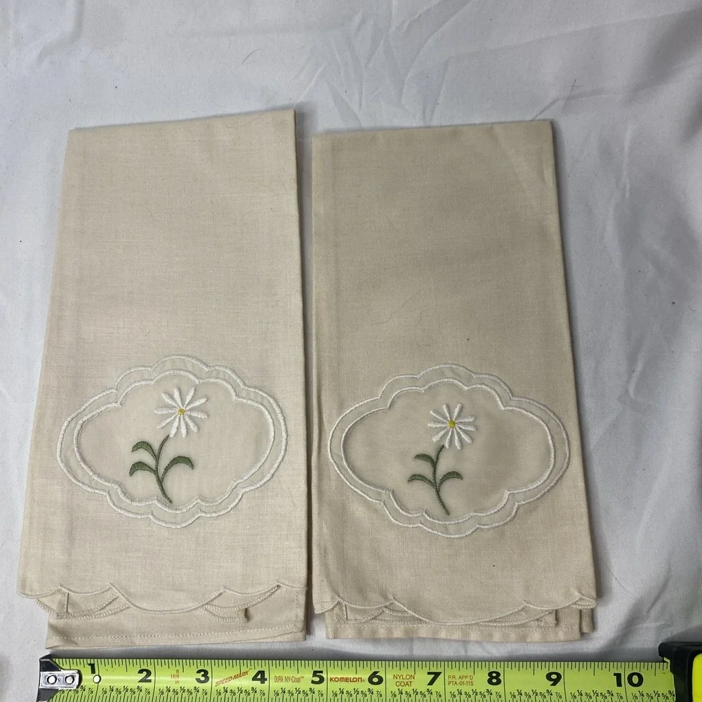 Vintage Scalloped Cocktail Napkins Hand Towels With Flowers